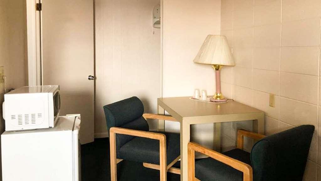 Budget Inn Онтэрио Номер фото